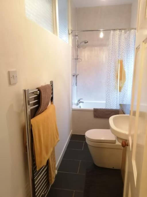 Apartamento Stylish One Bed Flat With Private Parking Aberdeen Exterior foto
